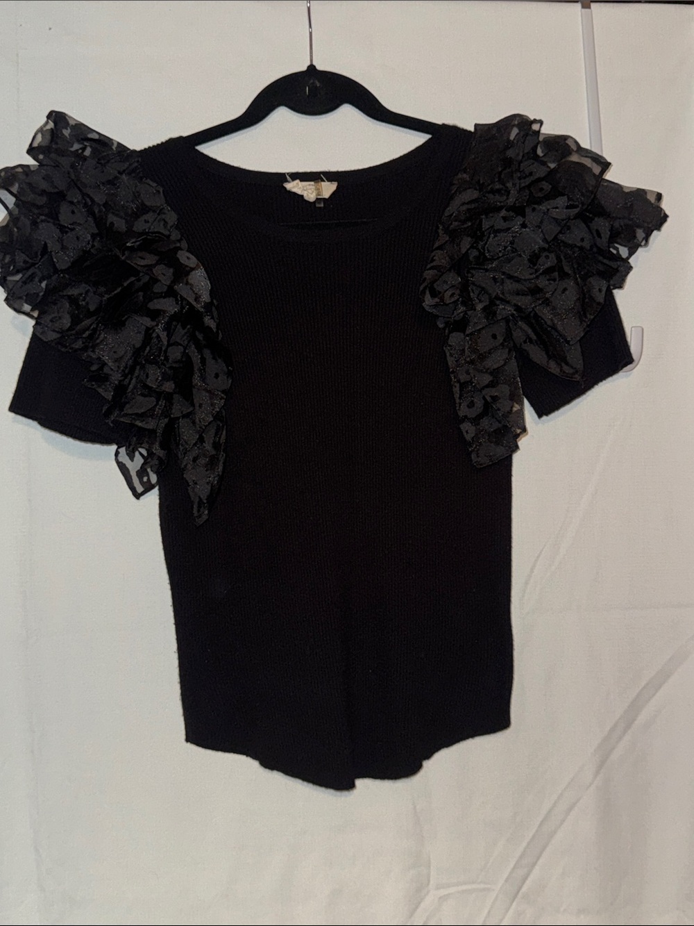 Entro Elegant Black Ruffle Sleeve Knit Top Size Large